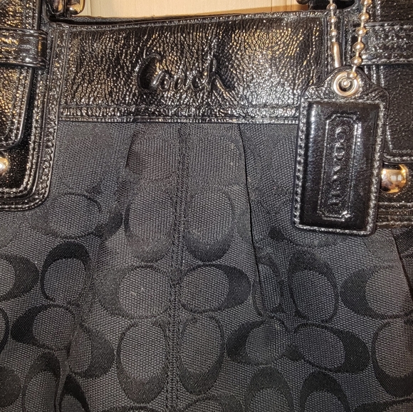 Coach Purse Tote Black Signature C Tote bag leather handles and trim - Picture 5 of 16